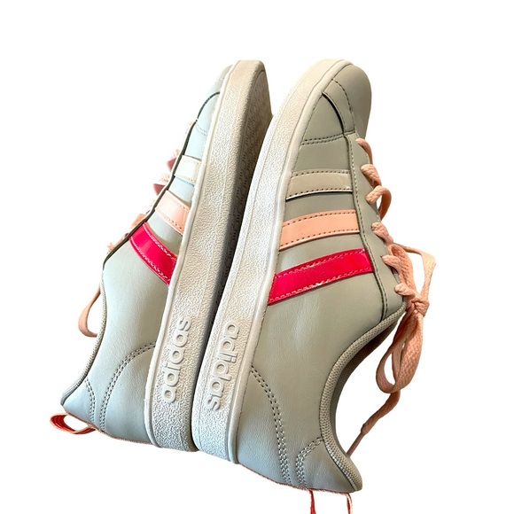 Adidas Neo Girl's Gray Leather Low Top Lace Up Sneakers Shoes - Girl's Size 4 - Picture 2 of 11